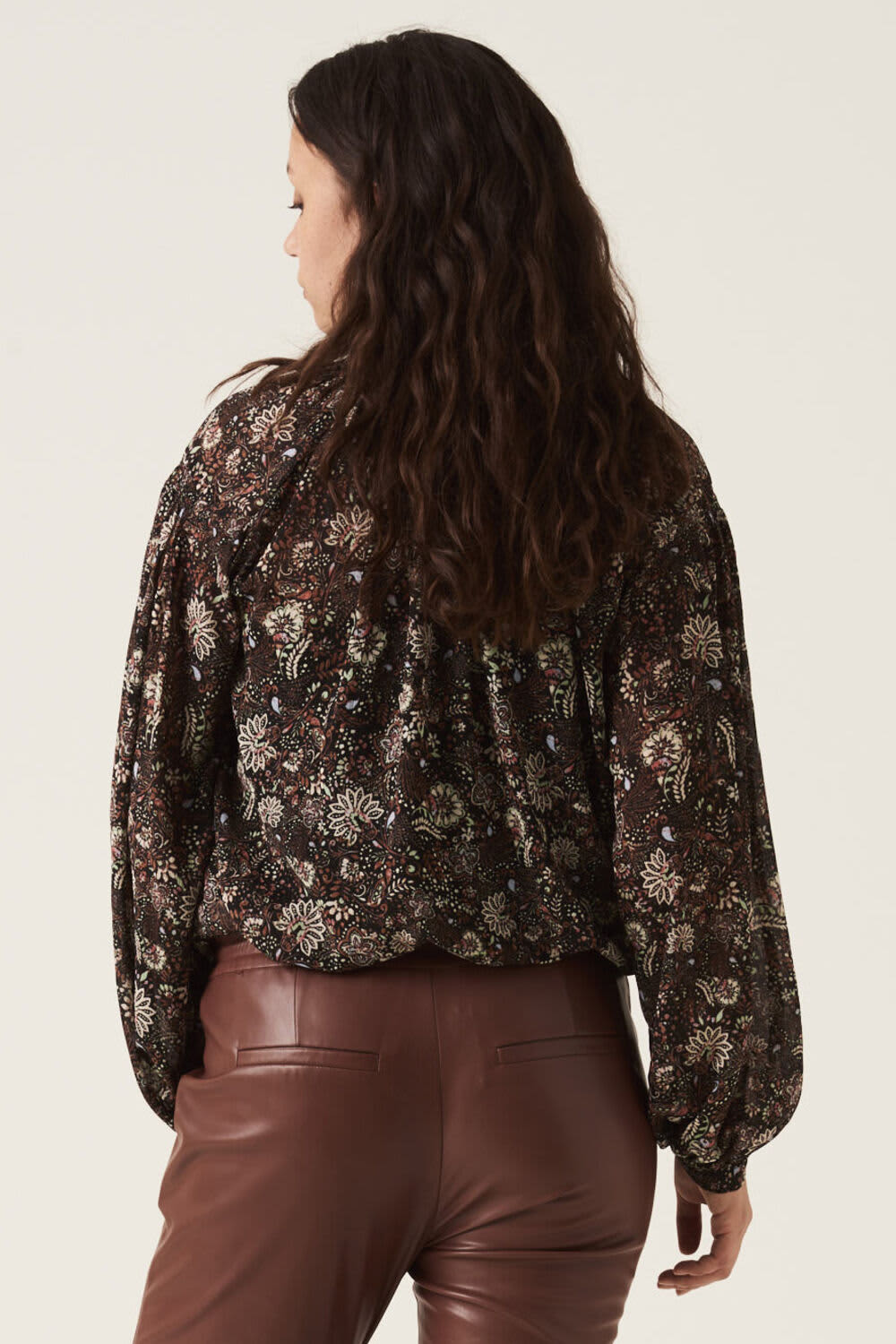 Garcia Chemisier Noir avec imprimé Allover – Image 3